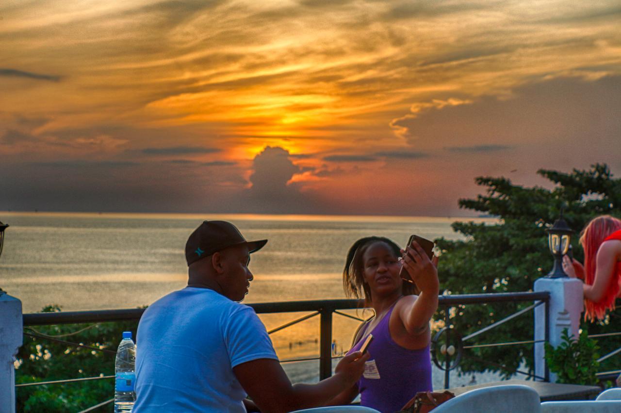 Africa House Hotel Zanzibar Buitenkant foto